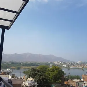 https://oyo-5715-hotel-king-mansion.udaipurhotels.org